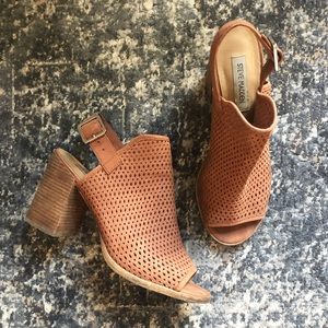 Steve Madden peep toe heels
